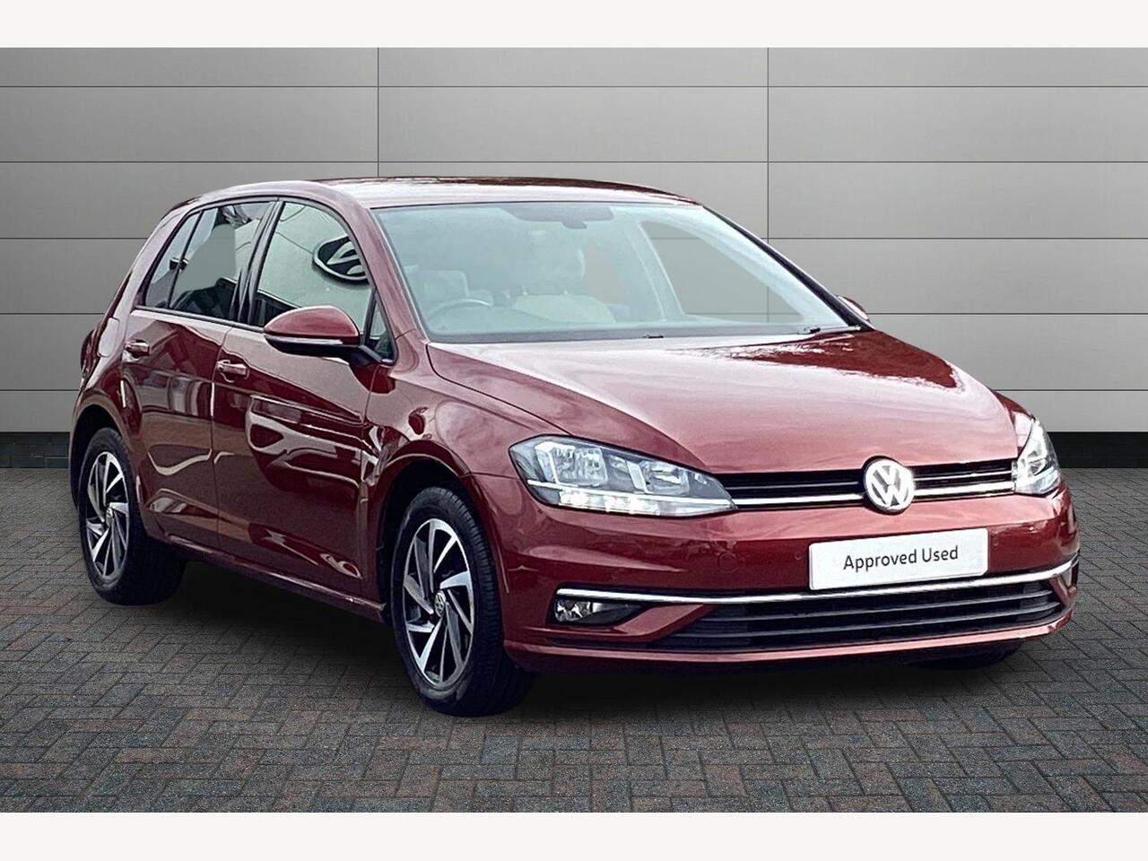 Main listing image - Volkswagen Golf