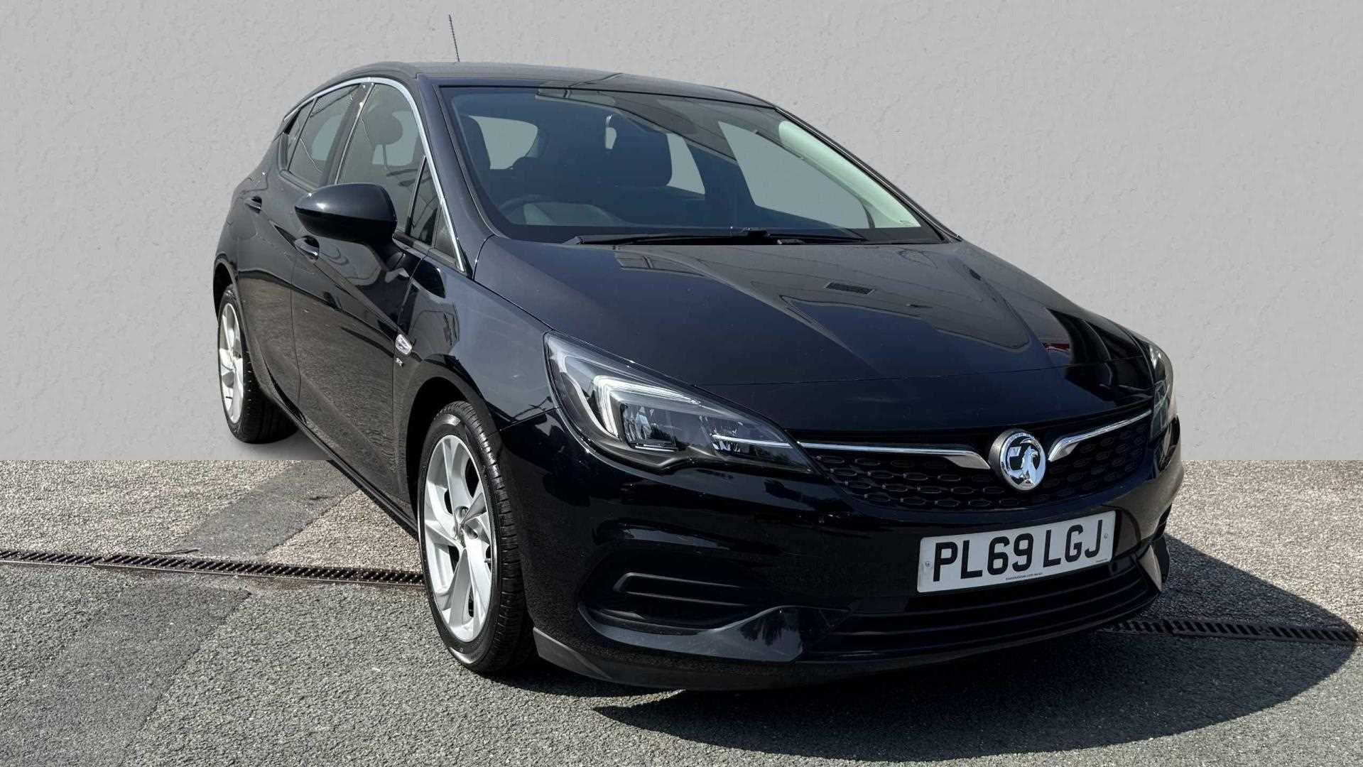 Main listing image - Vauxhall Astra