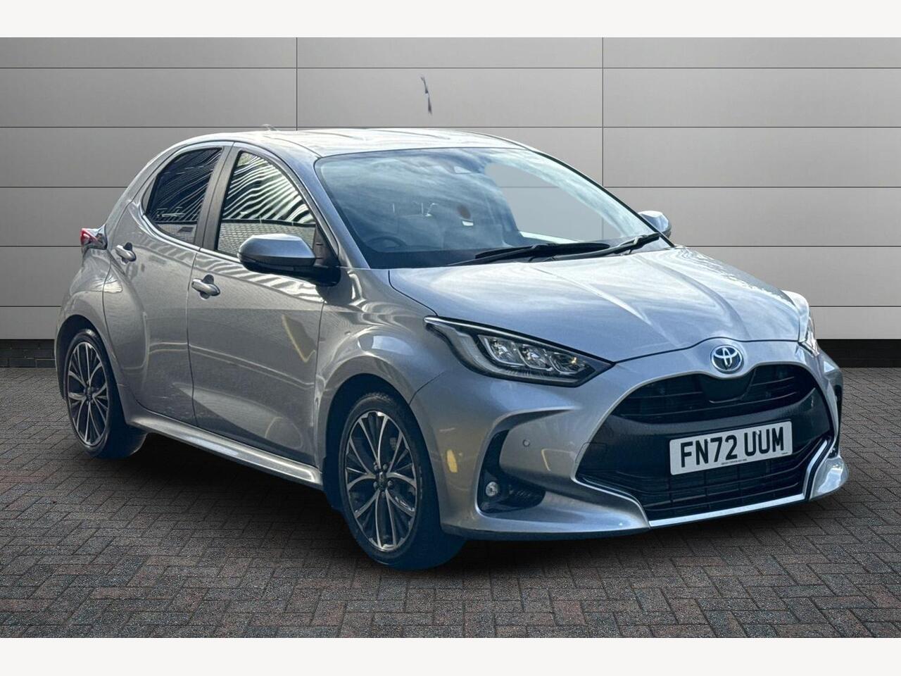 Main listing image - Toyota Yaris