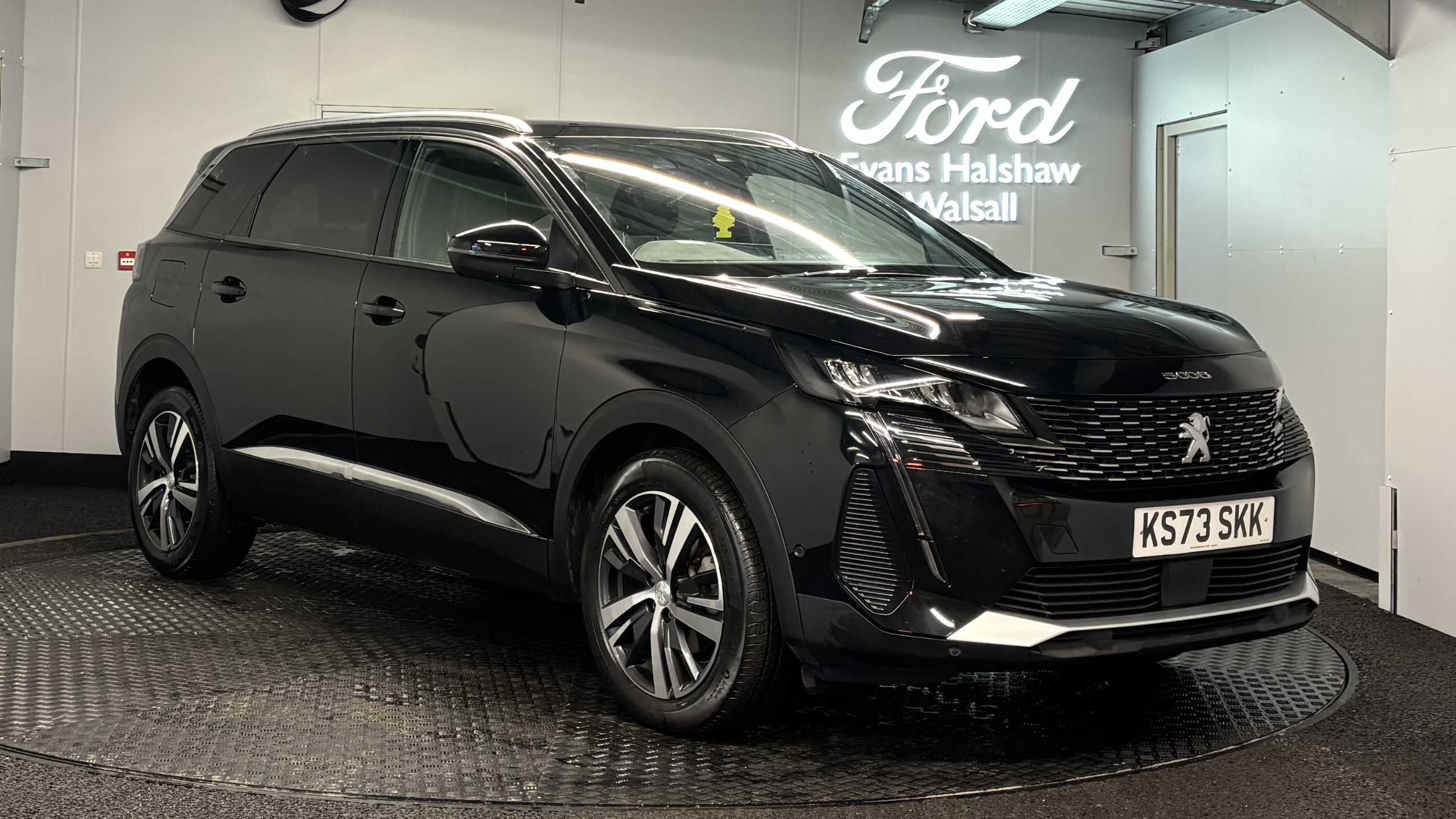 Main listing image - Peugeot 5008