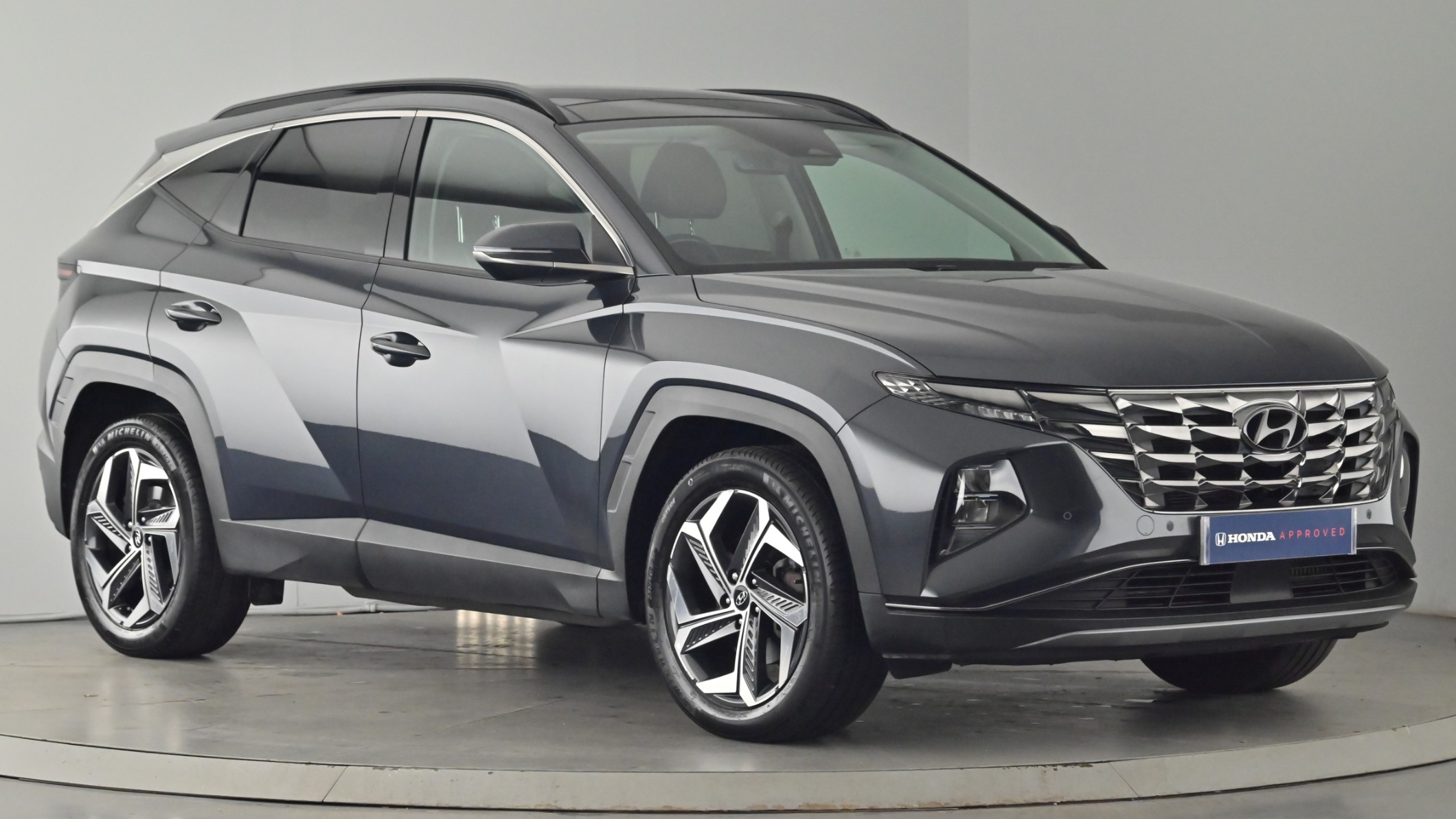 Main listing image - Hyundai Tucson