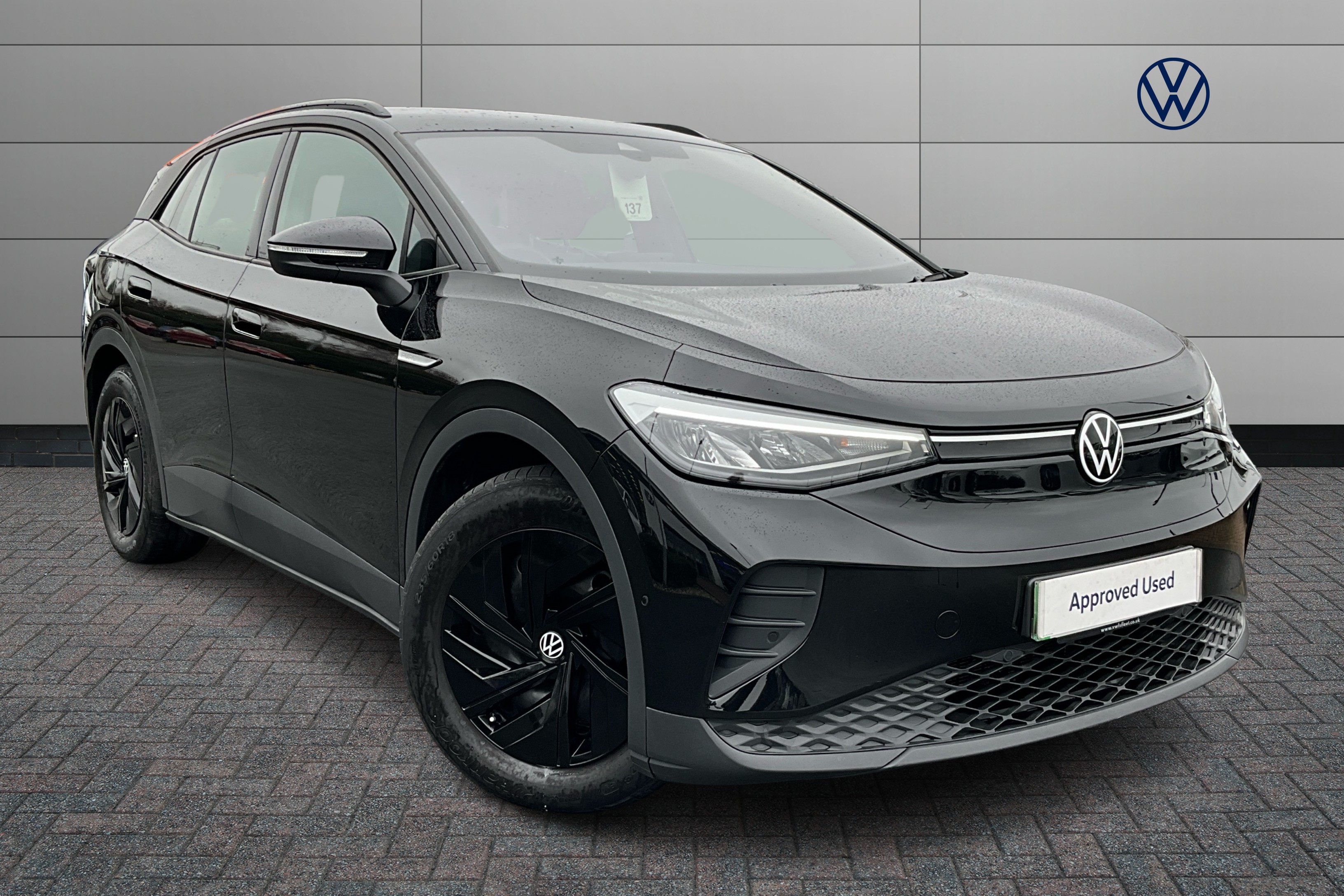 Main listing image - Volkswagen ID.4