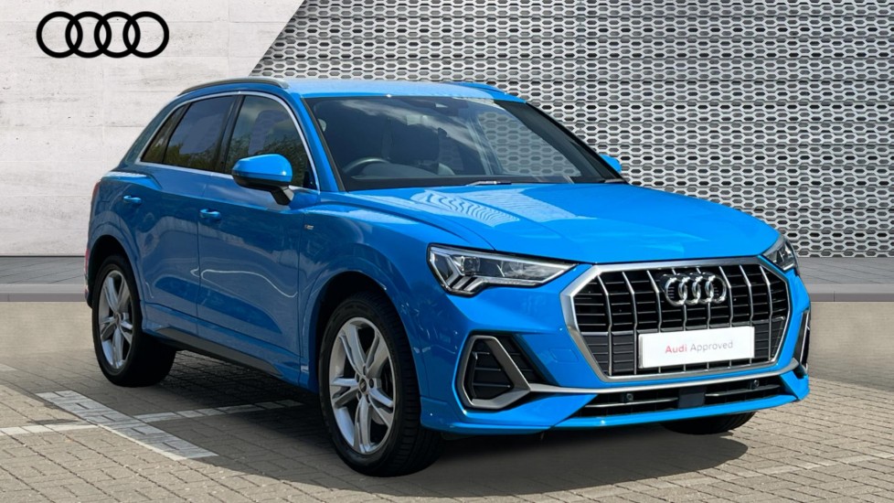 Main listing image - Audi Q3