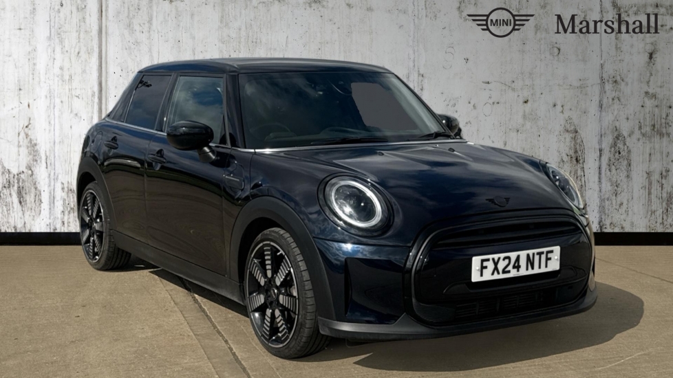 Main listing image - MINI Hatchback 5dr