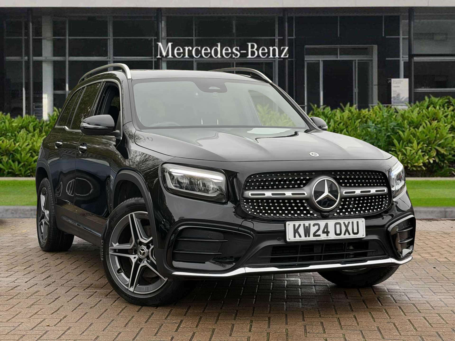 Main listing image - Mercedes-Benz GLB