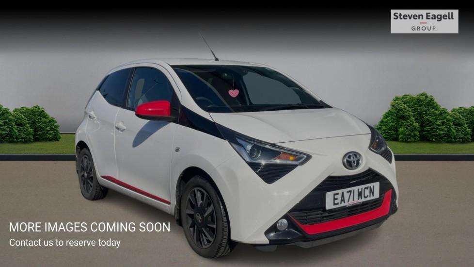 Main listing image - Toyota Aygo