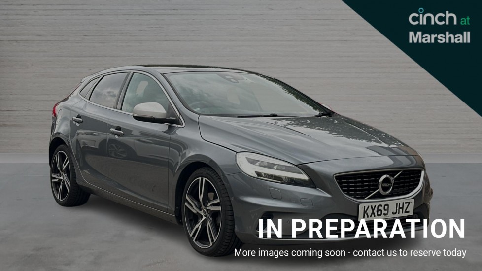 Main listing image - Volvo V40