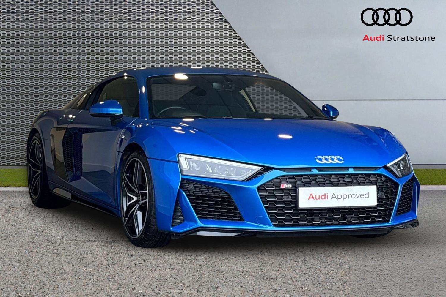 Main listing image - Audi R8