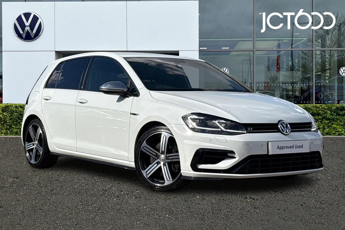 Main listing image - Volkswagen Golf