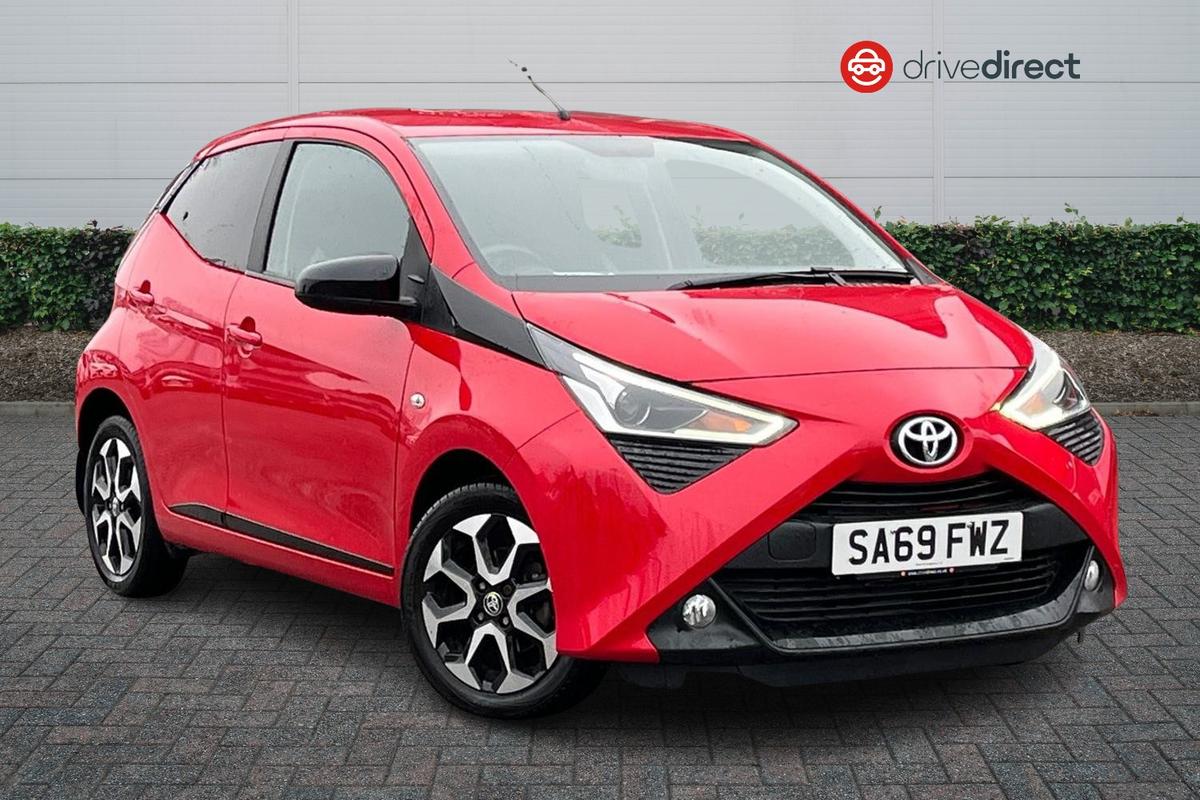 Main listing image - Toyota Aygo