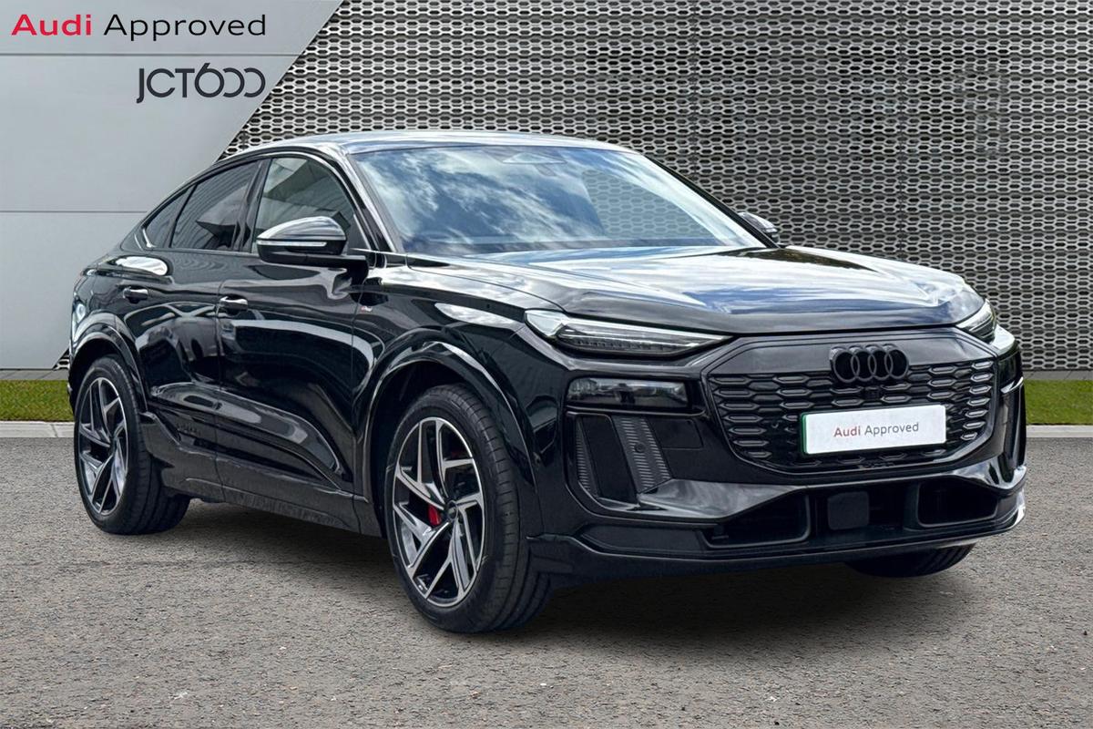 Main listing image - Audi Q6 e-tron