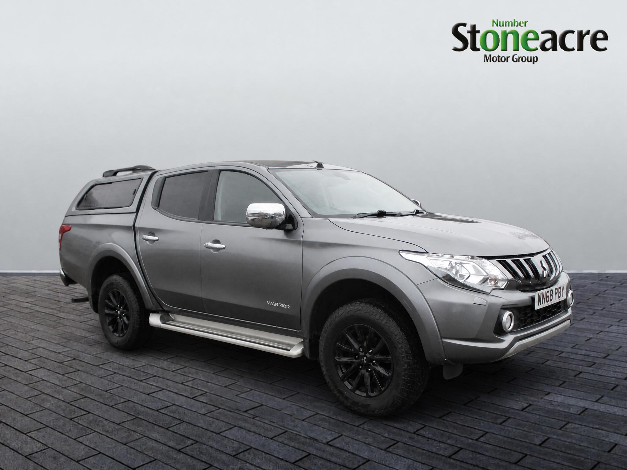 Main listing image - Mitsubishi L200