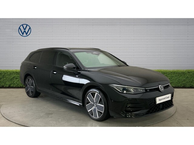 Main listing image - Volkswagen Passat