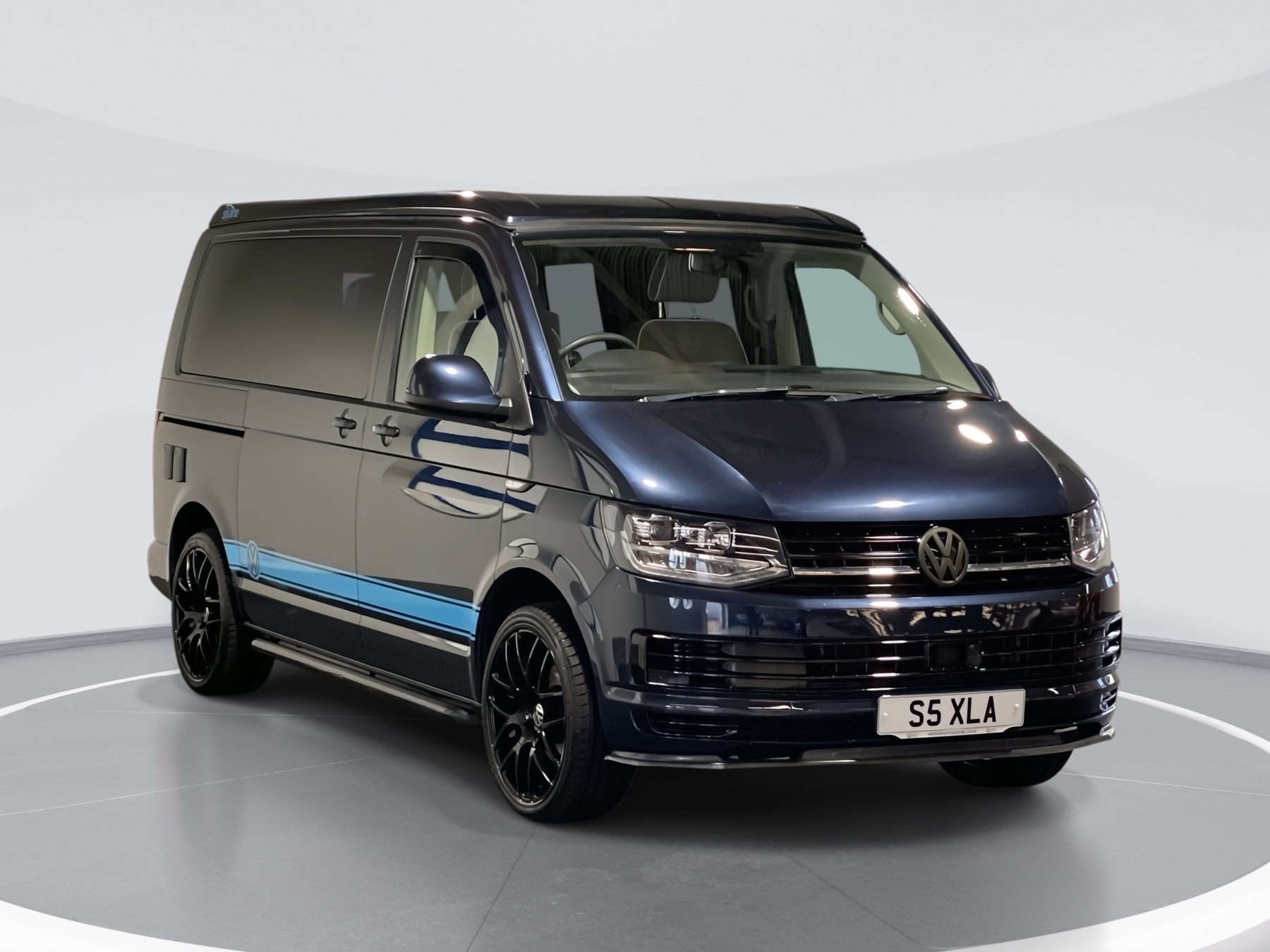 Main listing image - Volkswagen Transporter Shuttle