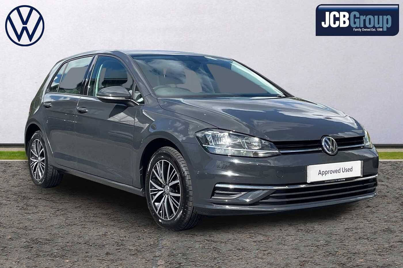 Main listing image - Volkswagen Golf