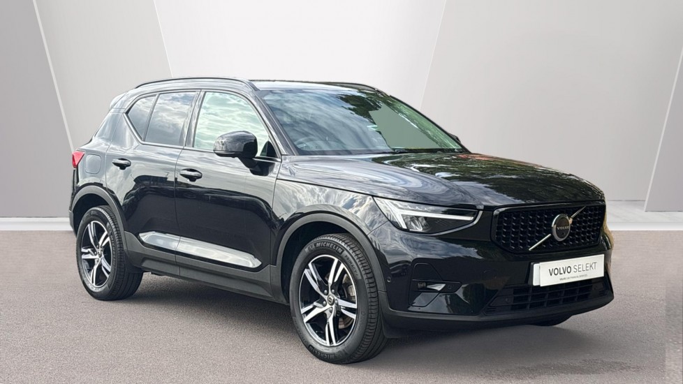 Main listing image - Volvo XC40