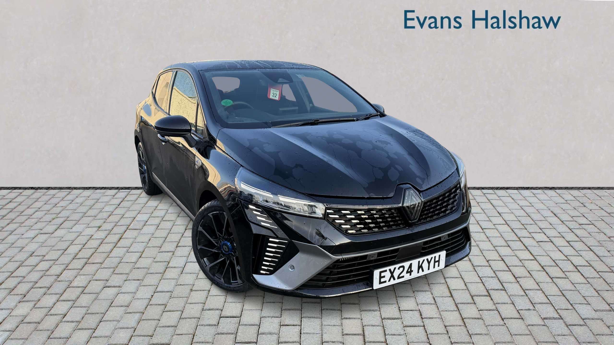 Main listing image - Renault Clio