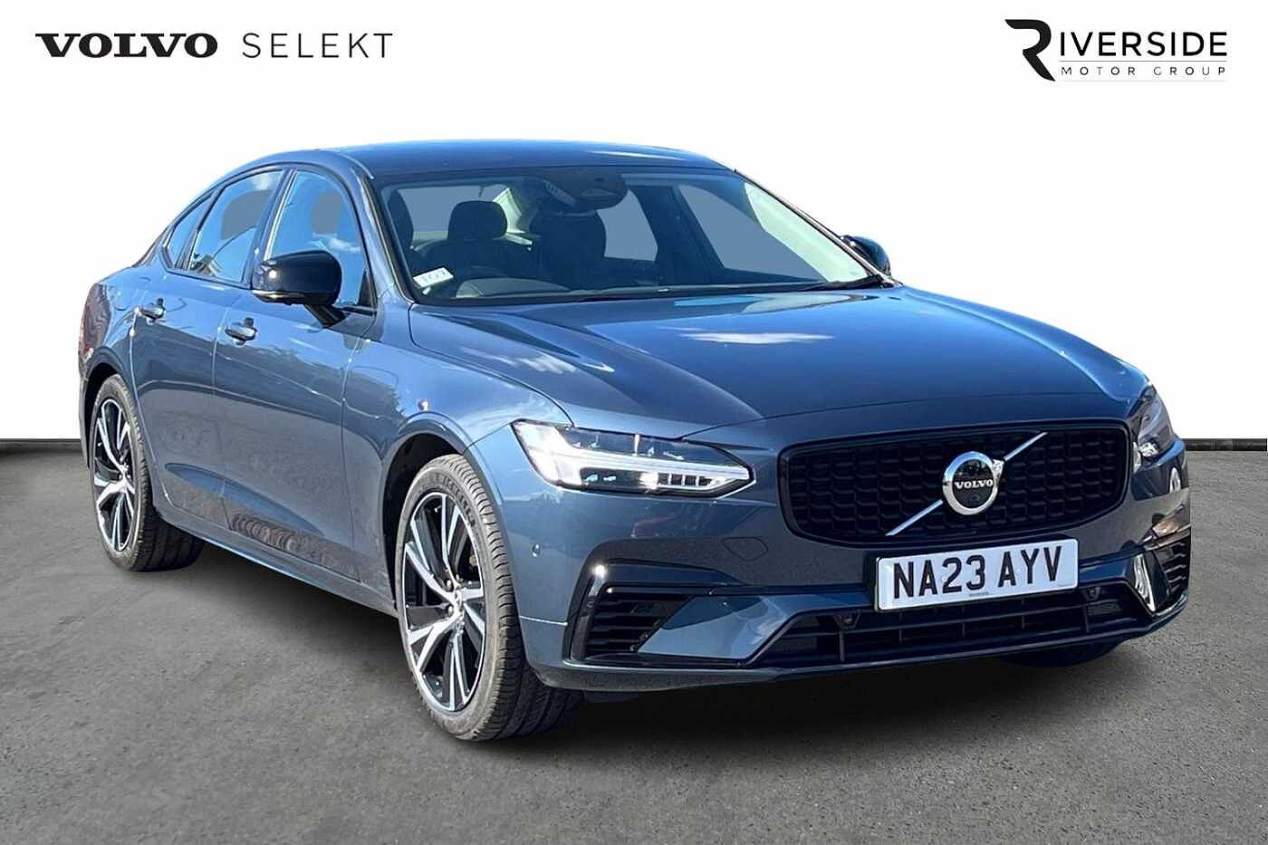 Main listing image - Volvo S90