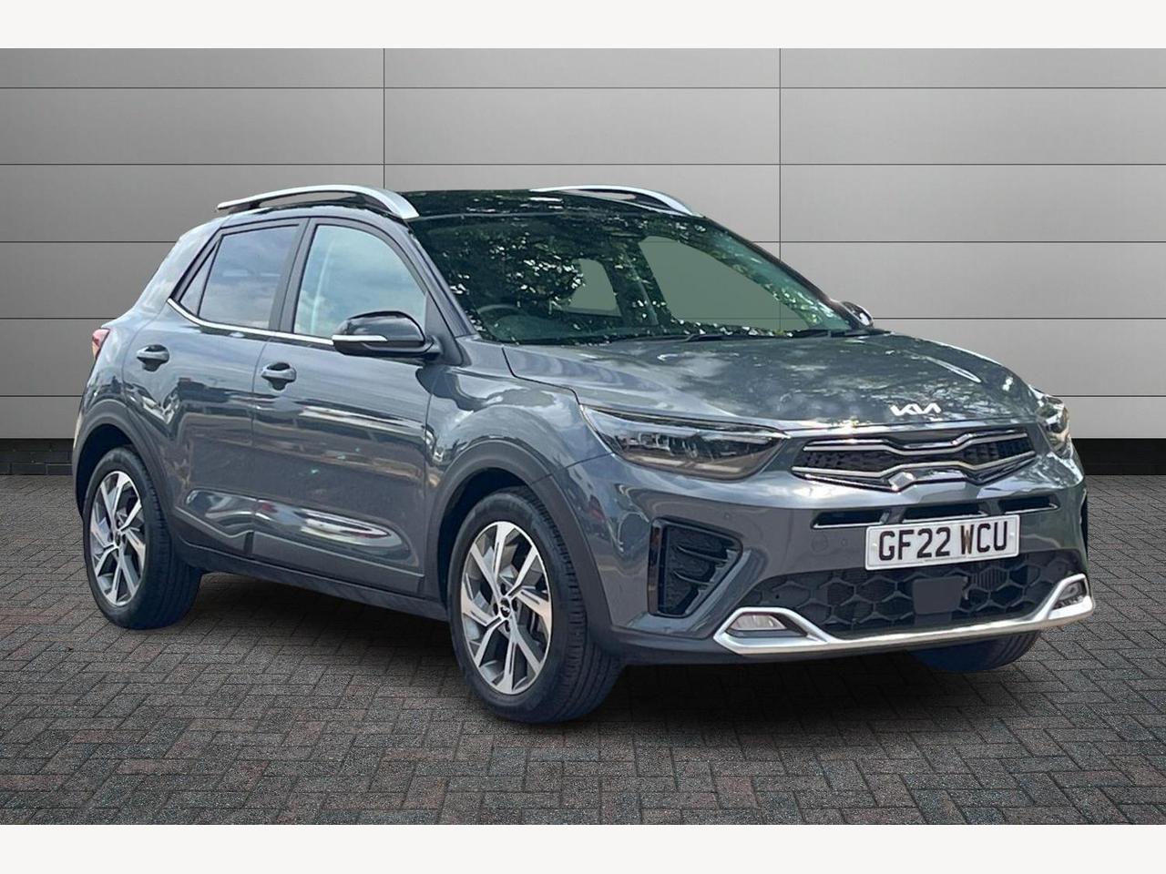 Main listing image - Kia Stonic