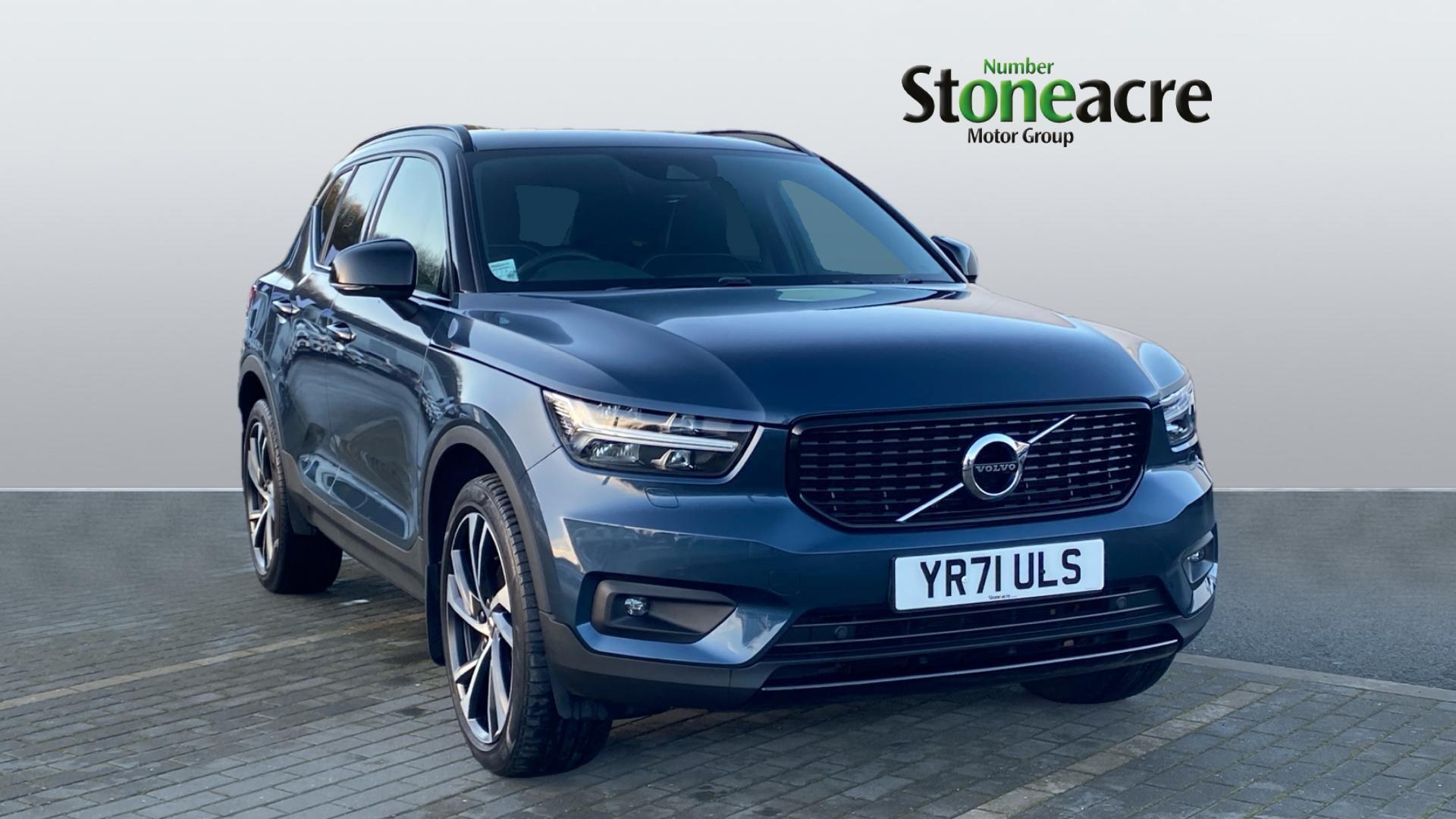 Main listing image - Volvo XC40