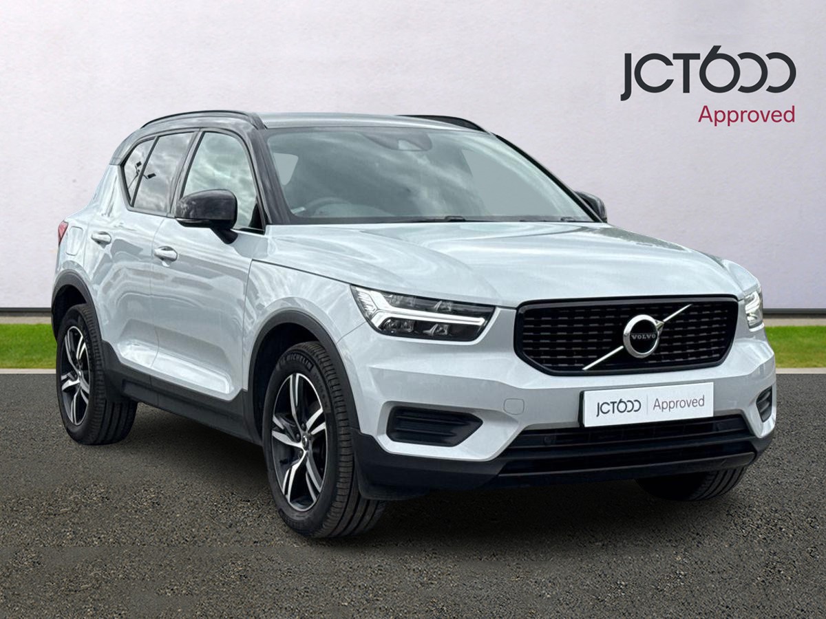 Main listing image - Volvo XC40