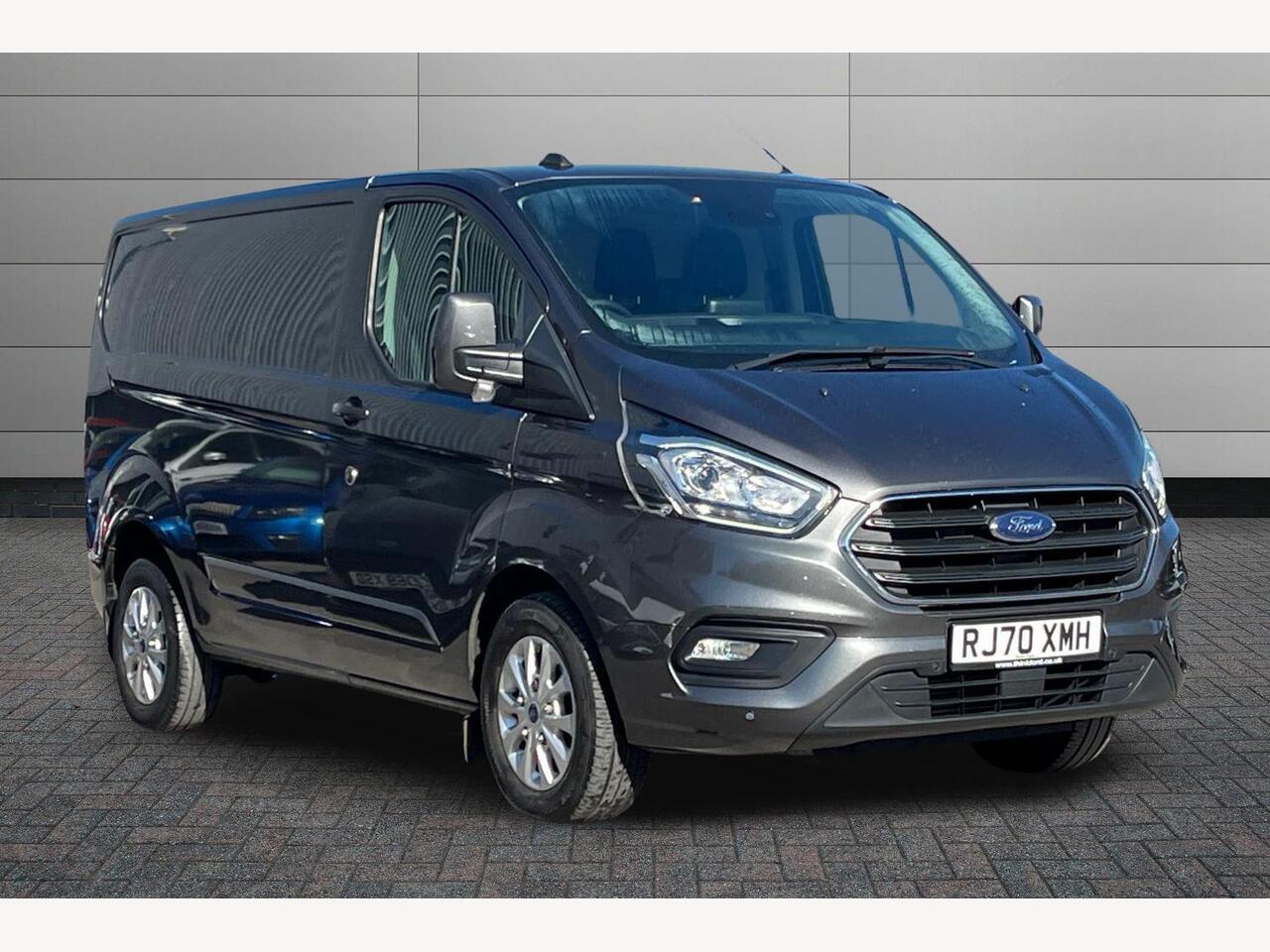 Main listing image - Ford Transit Custom