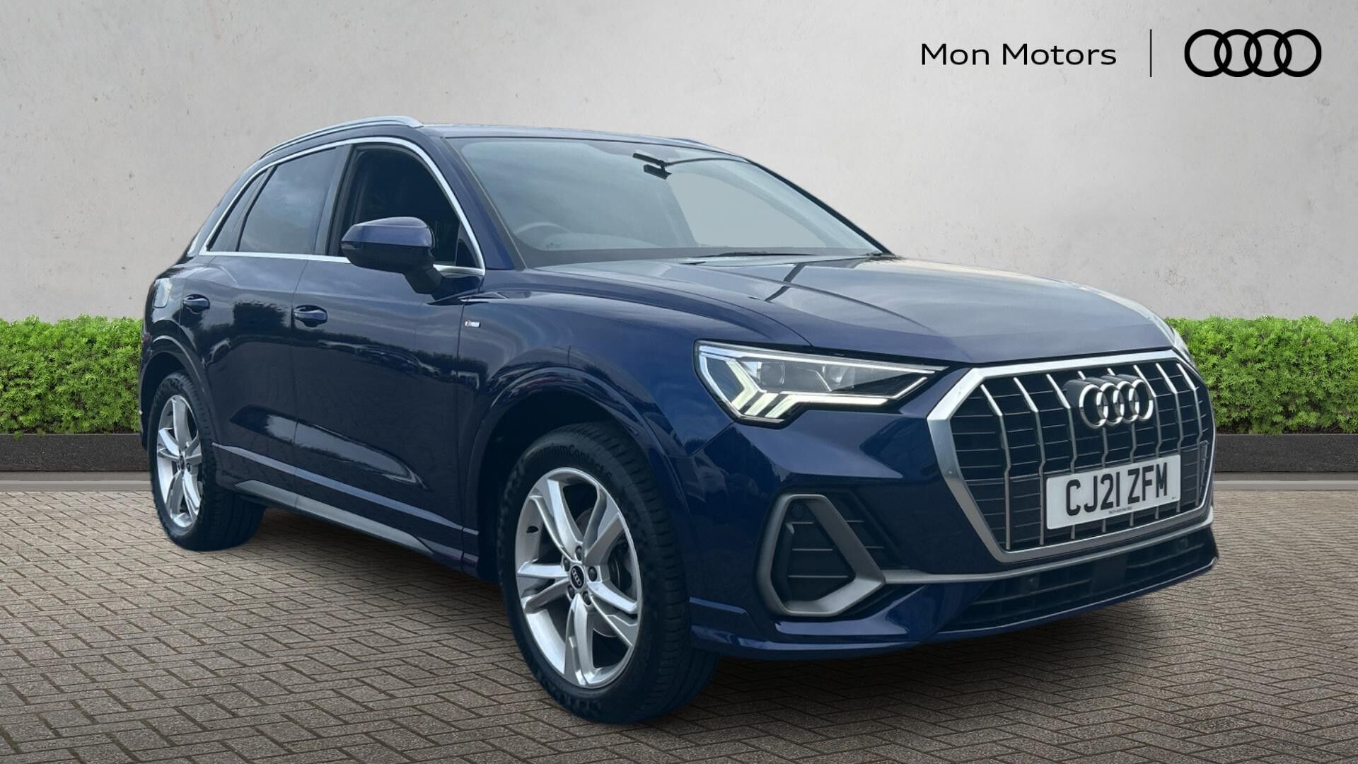 Main listing image - Audi Q3