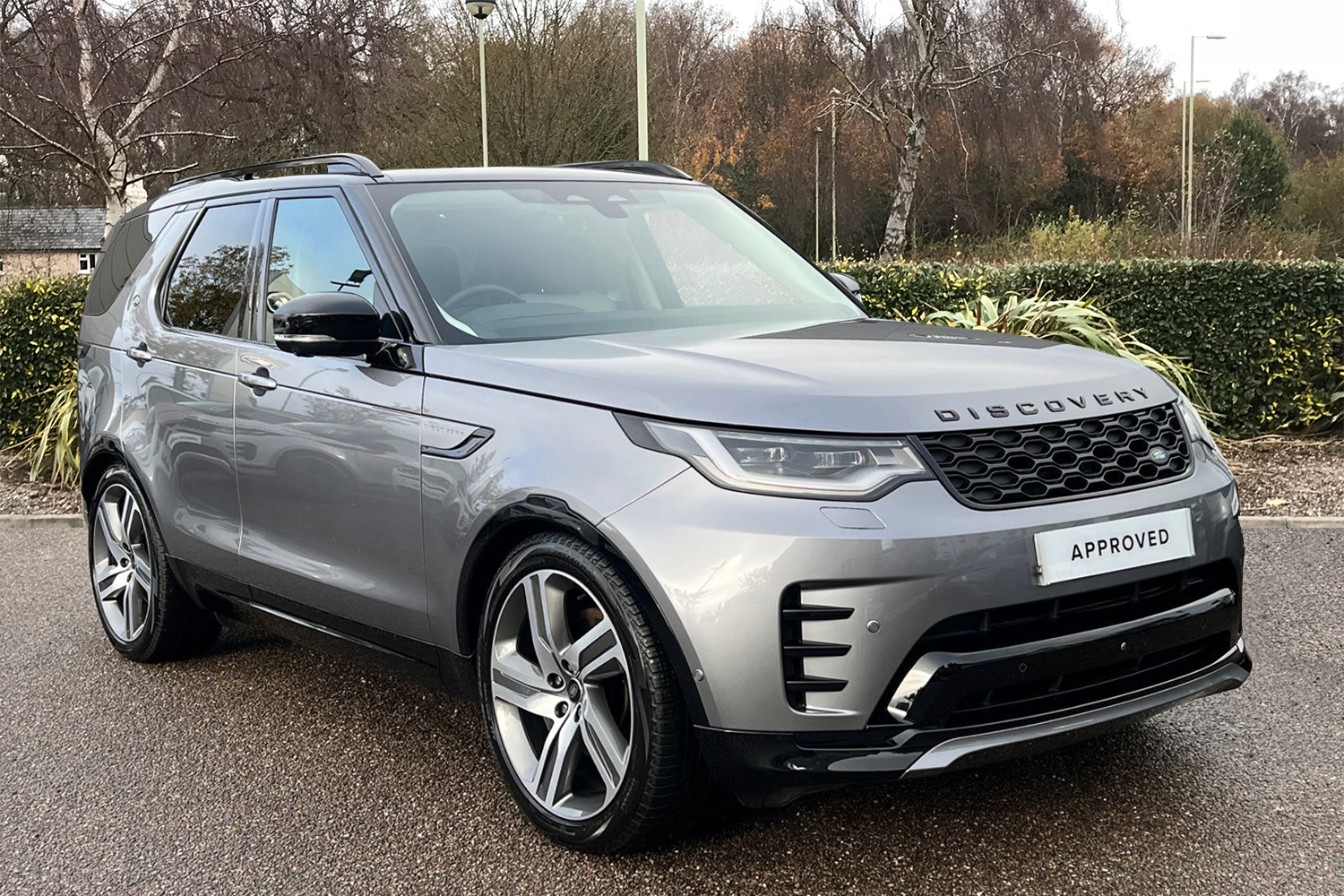 Main listing image - Land Rover Discovery