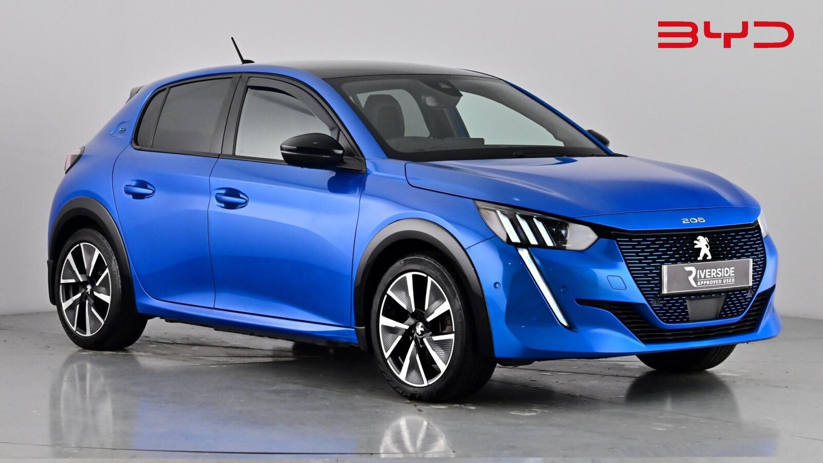 Main listing image - Peugeot e-208