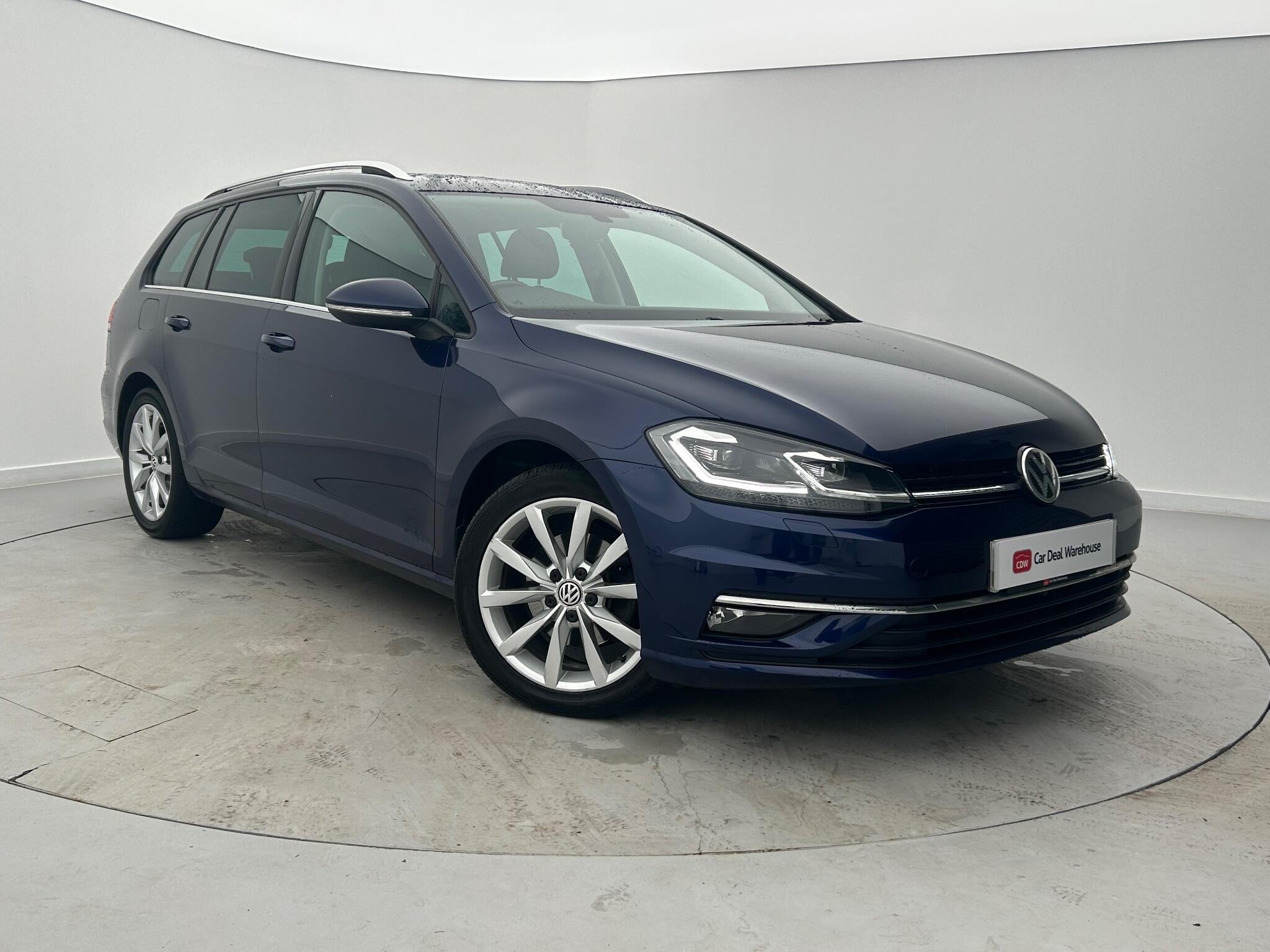 Main listing image - Volkswagen Golf Estate