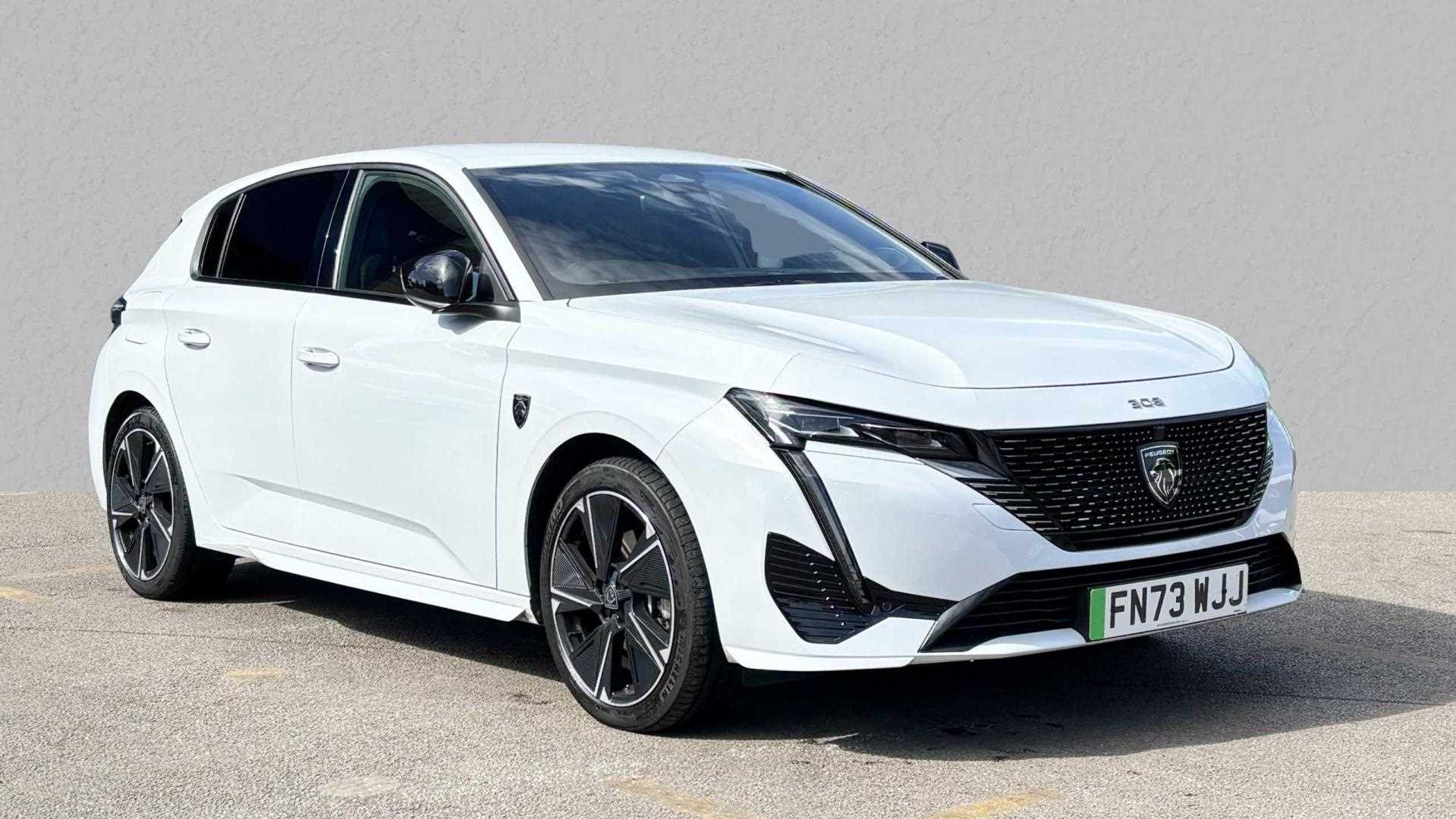 Main listing image - Peugeot e-308