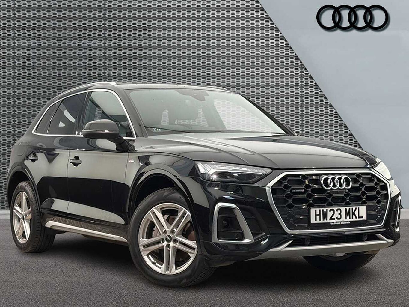 Main listing image - Audi Q5