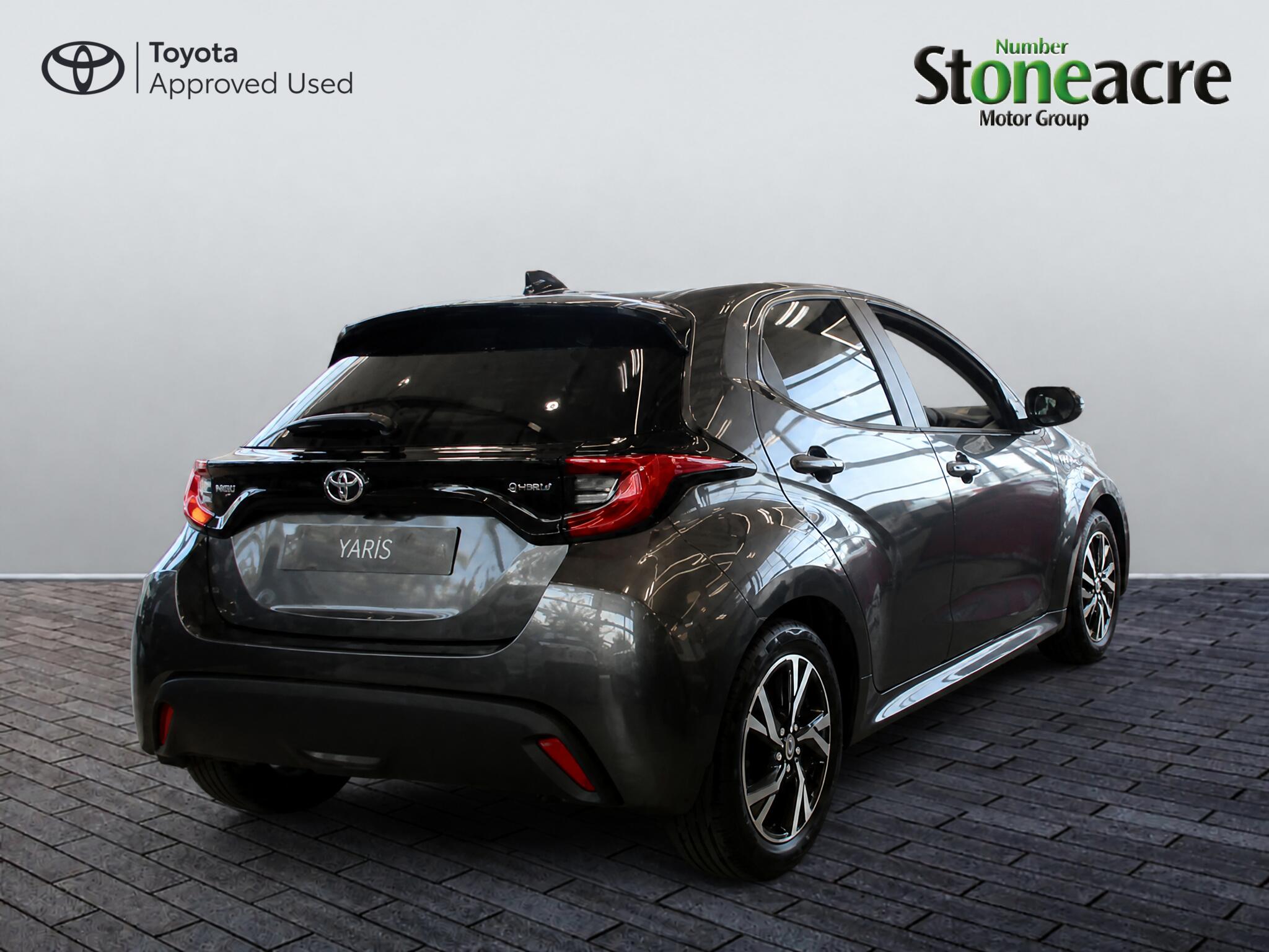 Main listing image - Toyota Yaris