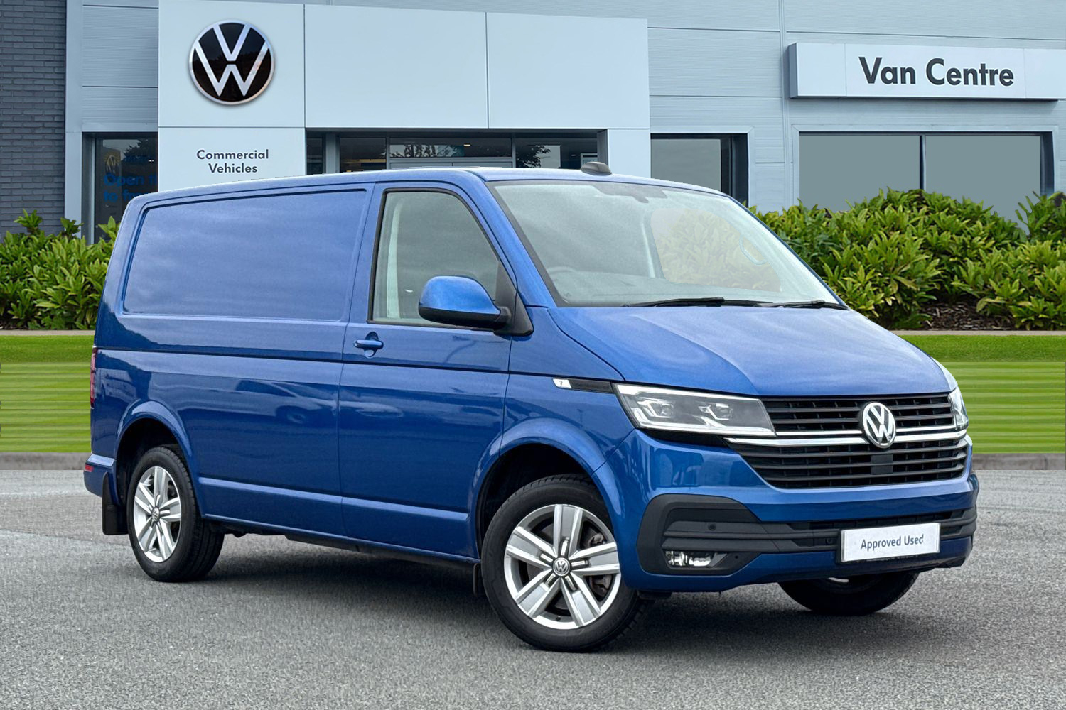 Main listing image - Volkswagen Transporter