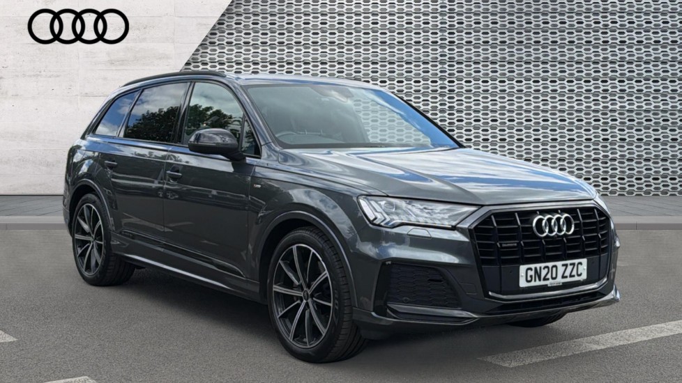 Main listing image - Audi Q7