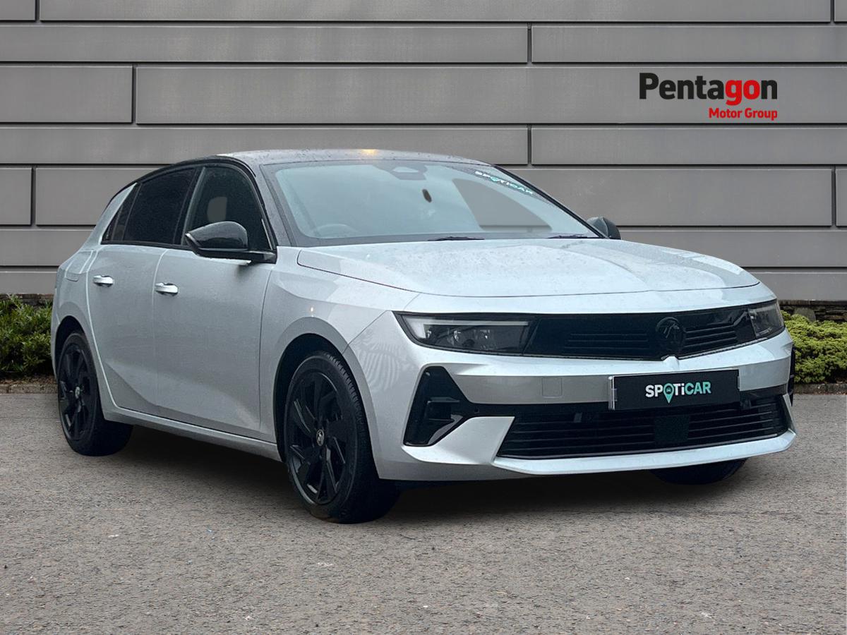Main listing image - Vauxhall Astra