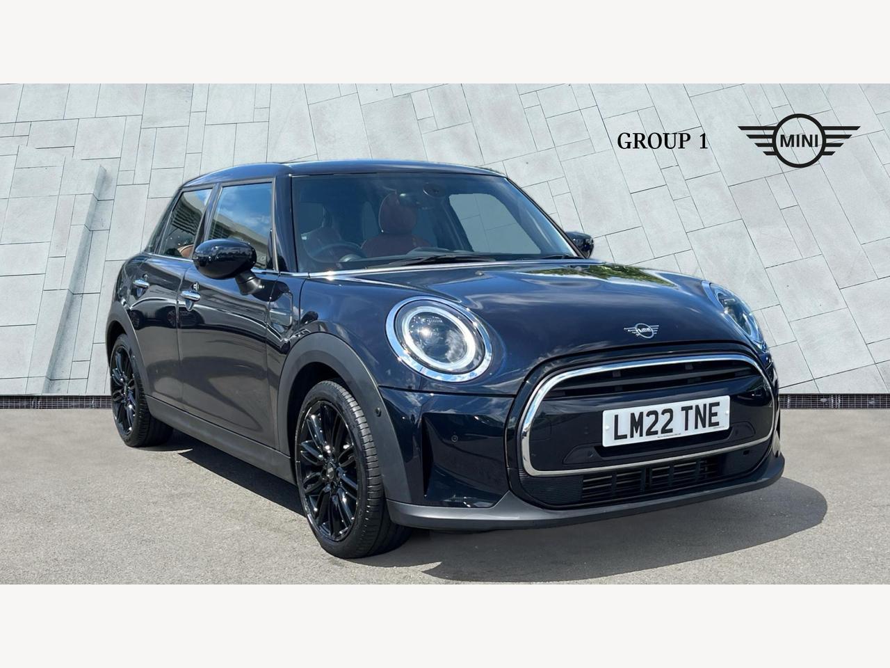 Main listing image - MINI Hatchback 5dr