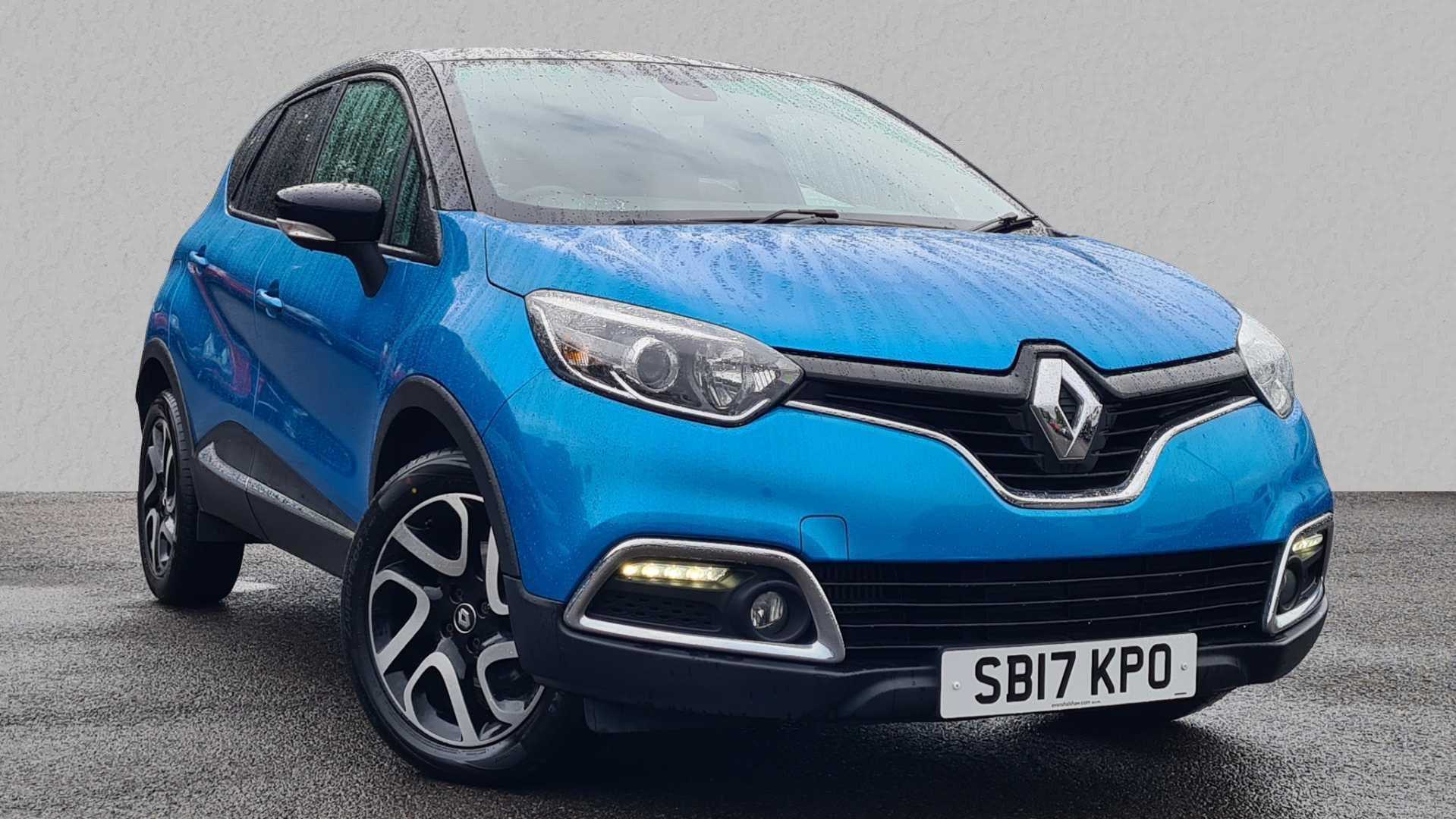 Main listing image - Renault Captur