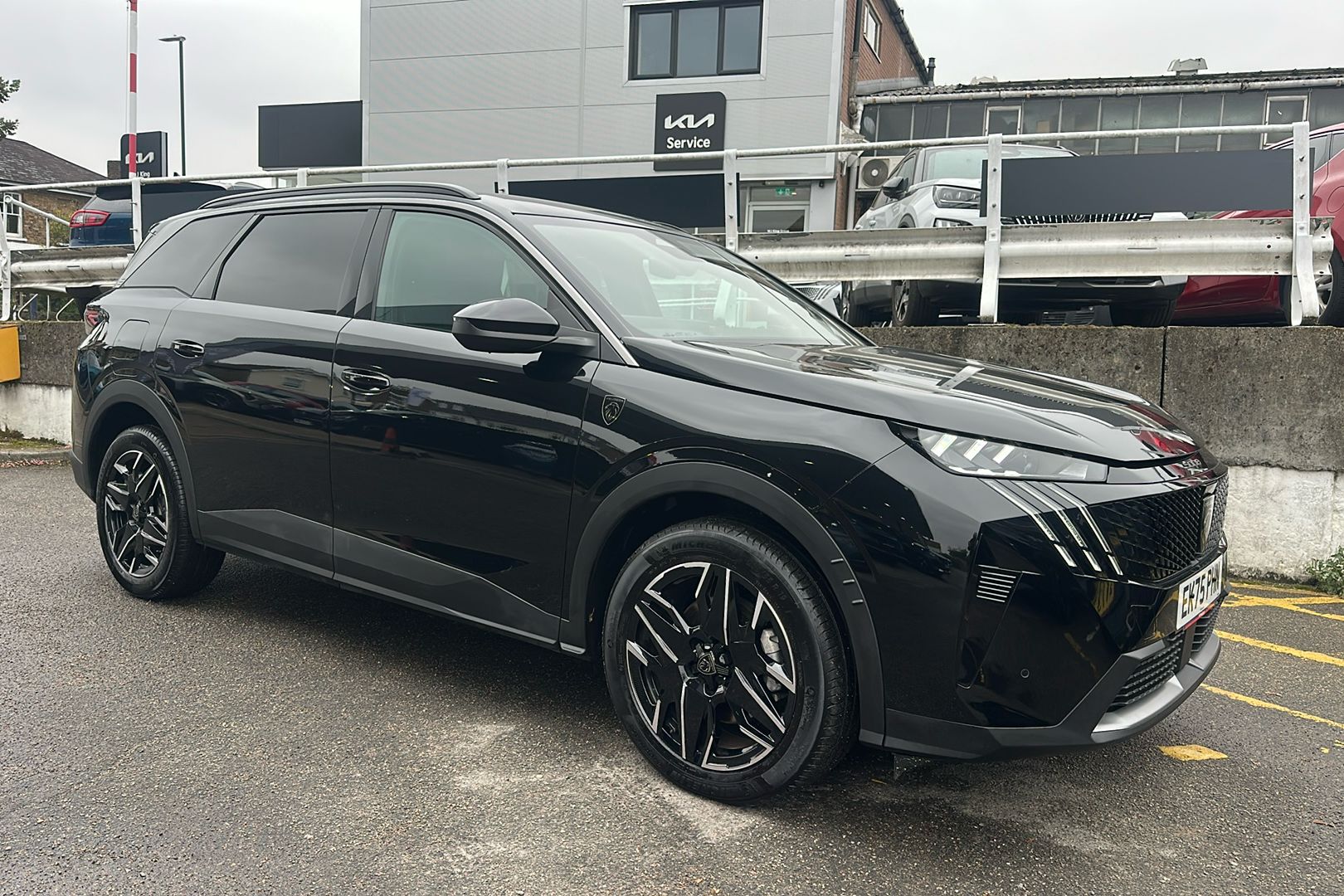 Main listing image - Peugeot 5008