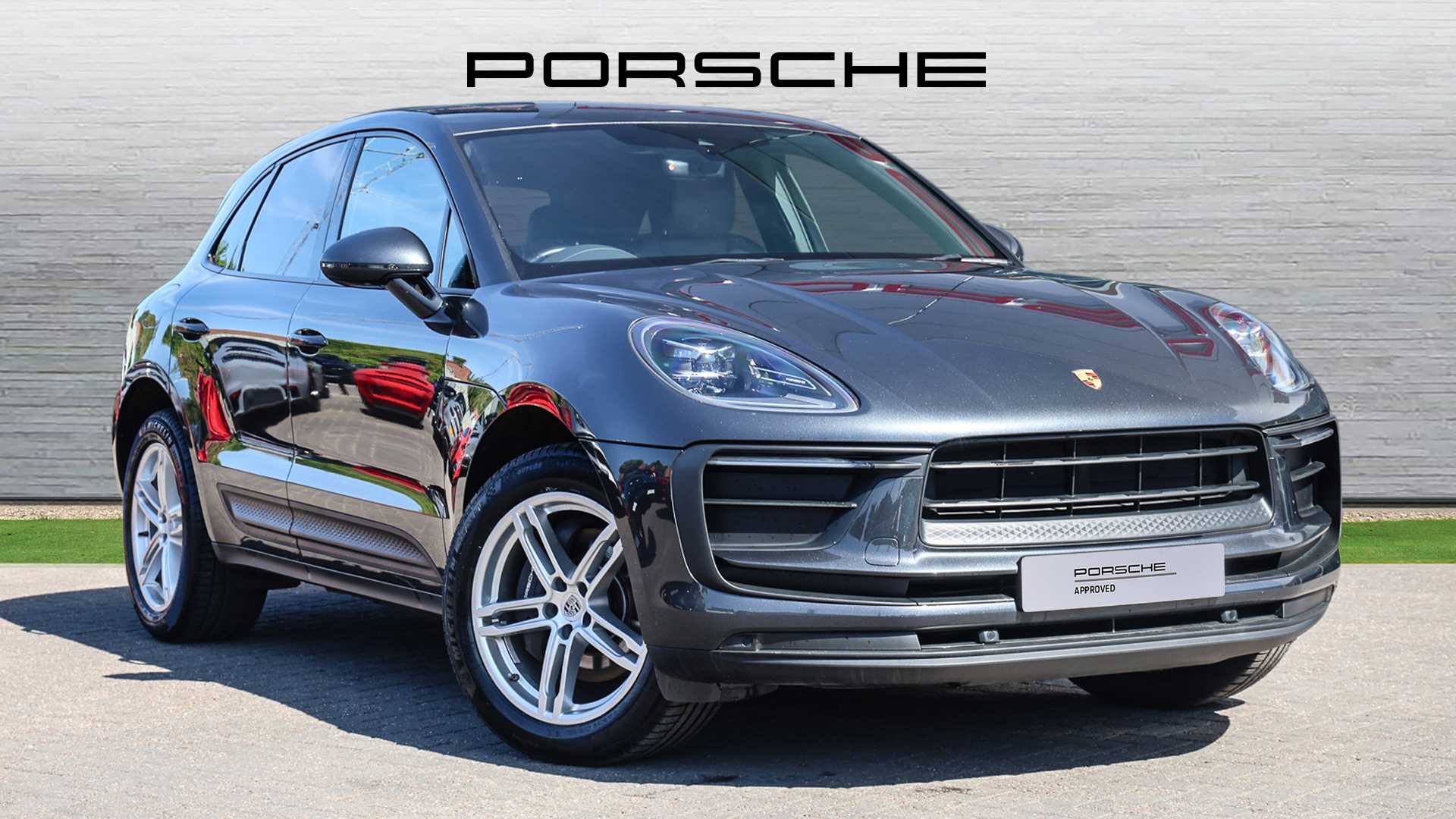 Main listing image - Porsche Macan