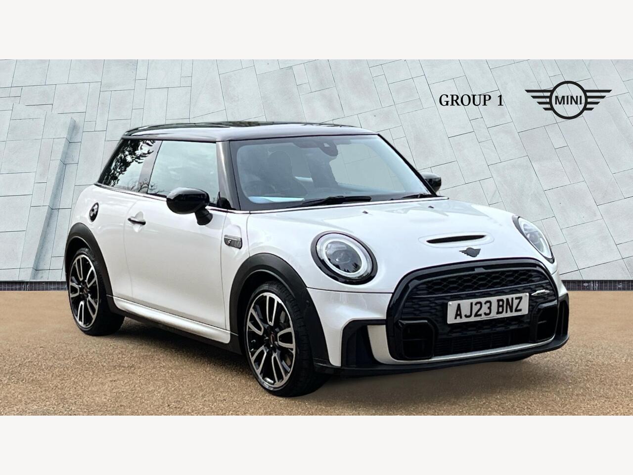 Main listing image - MINI Hatchback