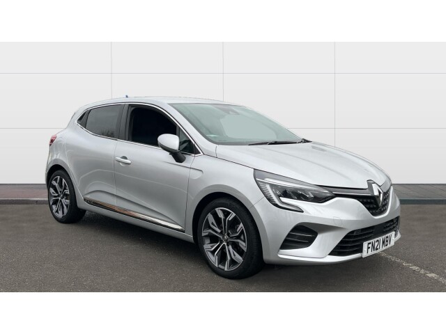 Main listing image - Renault Clio