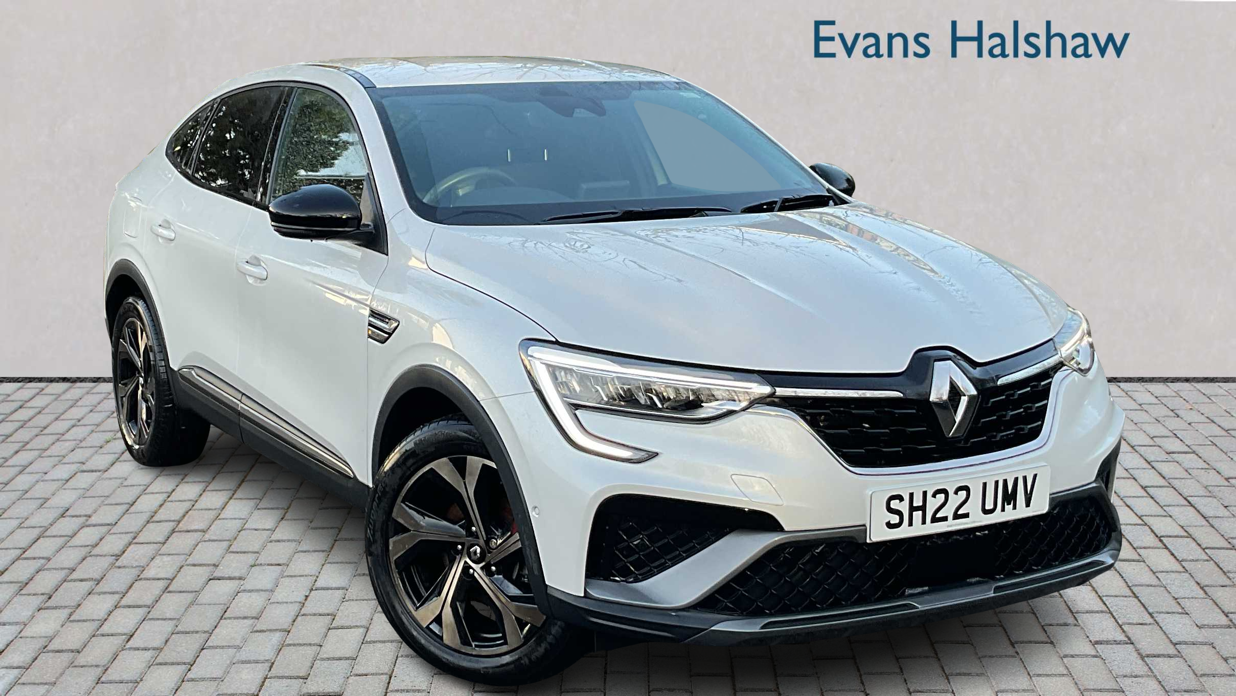 Main listing image - Renault Arkana