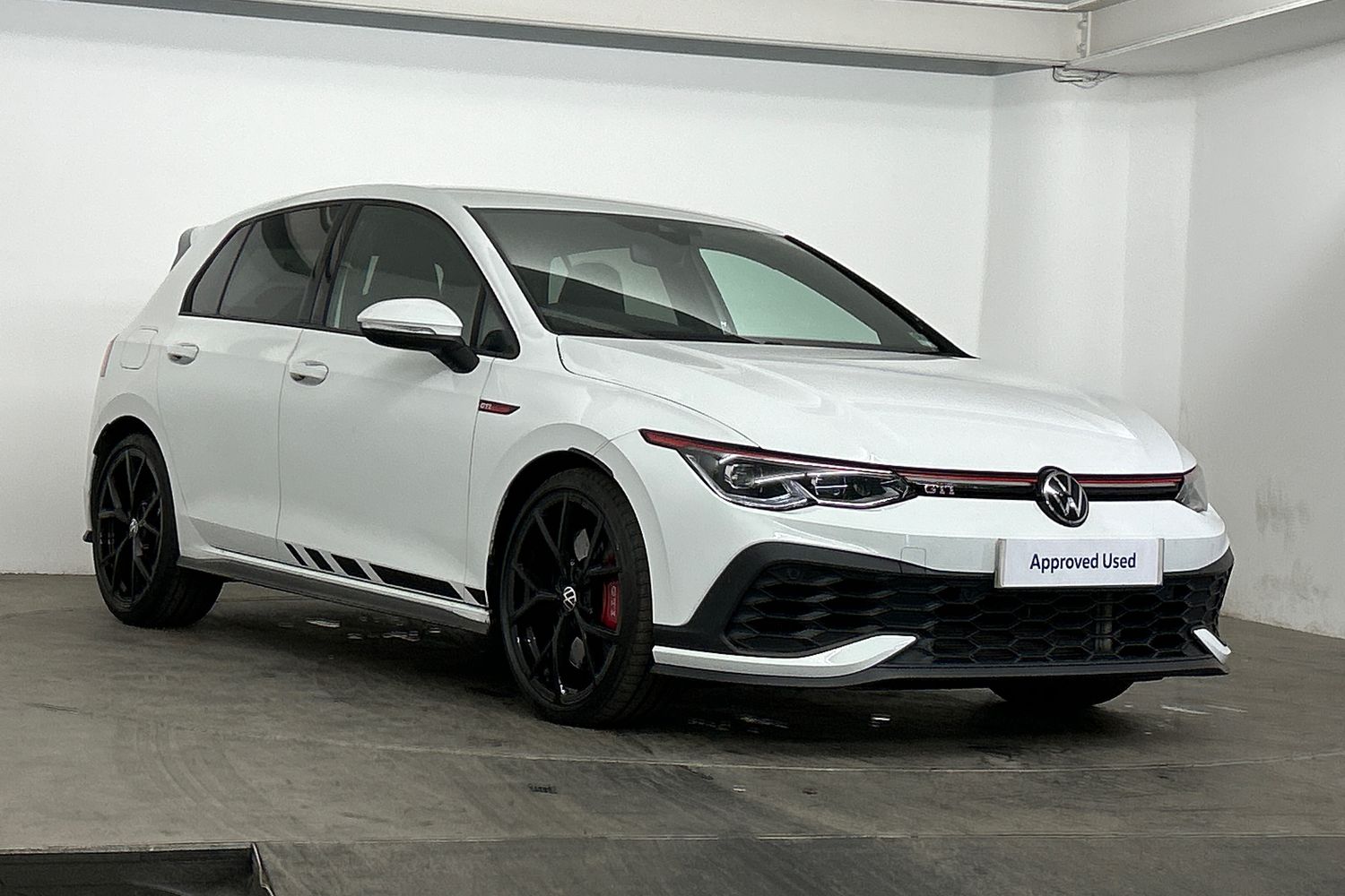 Main listing image - Volkswagen Golf GTI