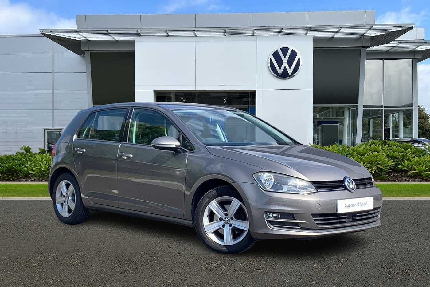Main listing image - Volkswagen Golf