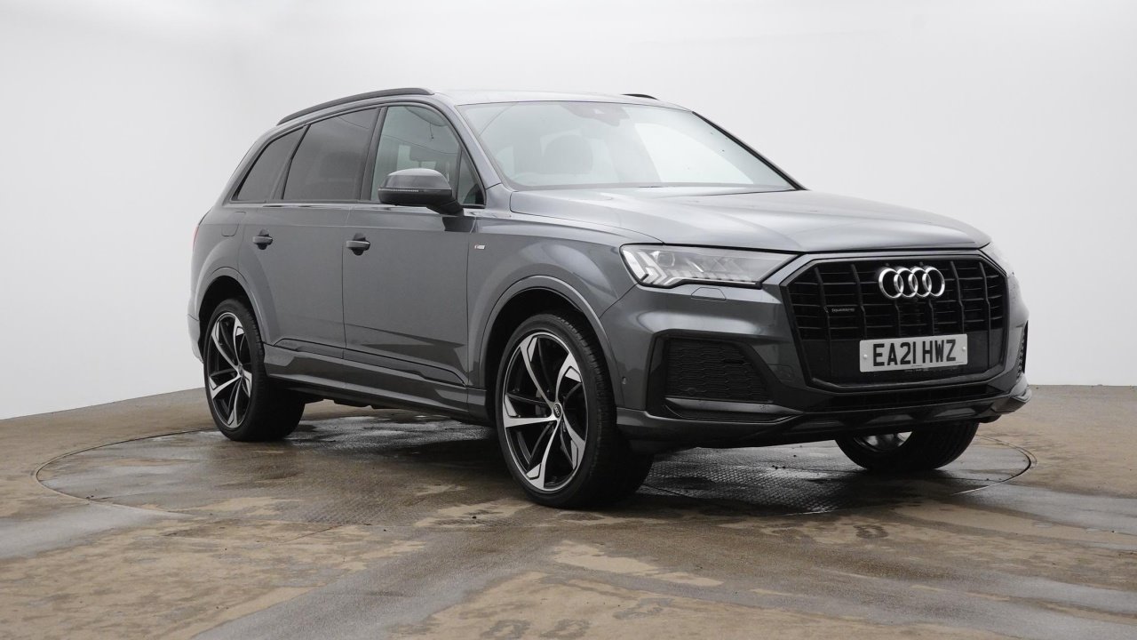 Main listing image - Audi Q7