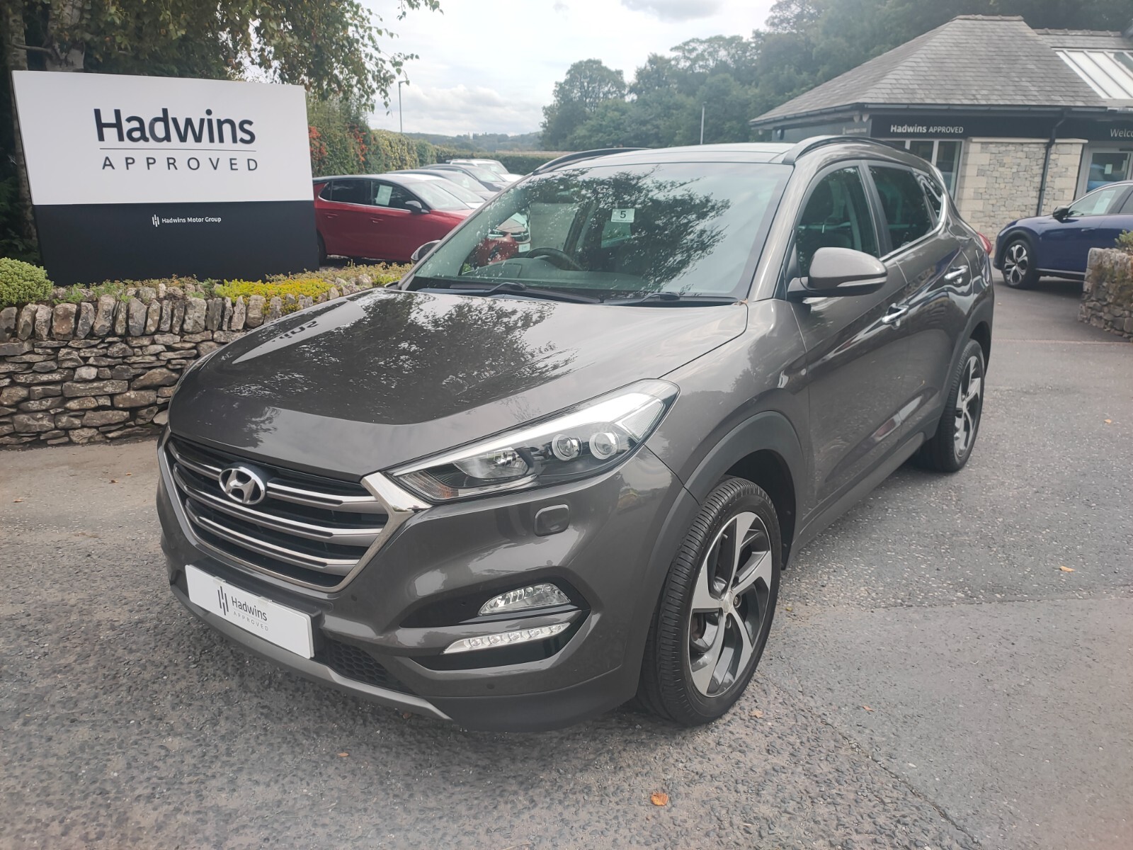 Main listing image - Hyundai Tucson