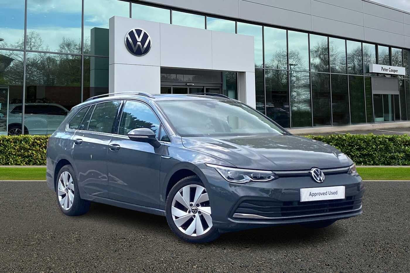 Main listing image - Volkswagen Golf Estate