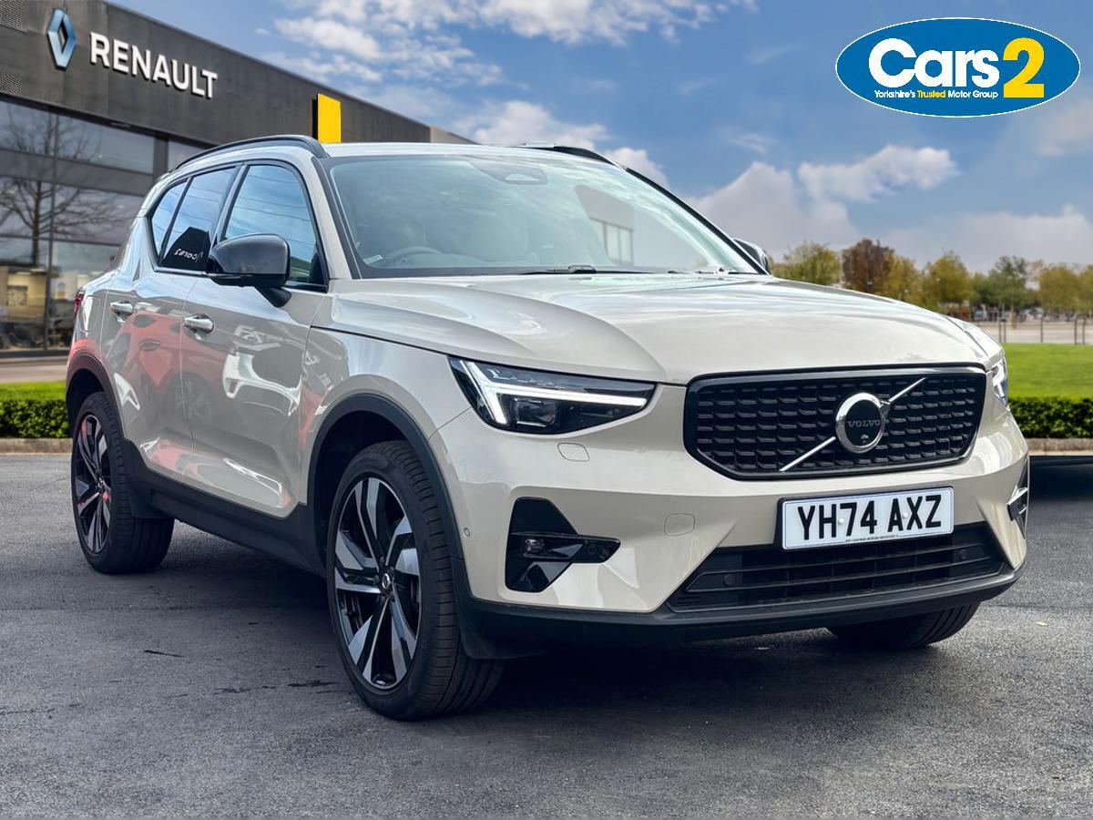 Main listing image - Volvo XC40