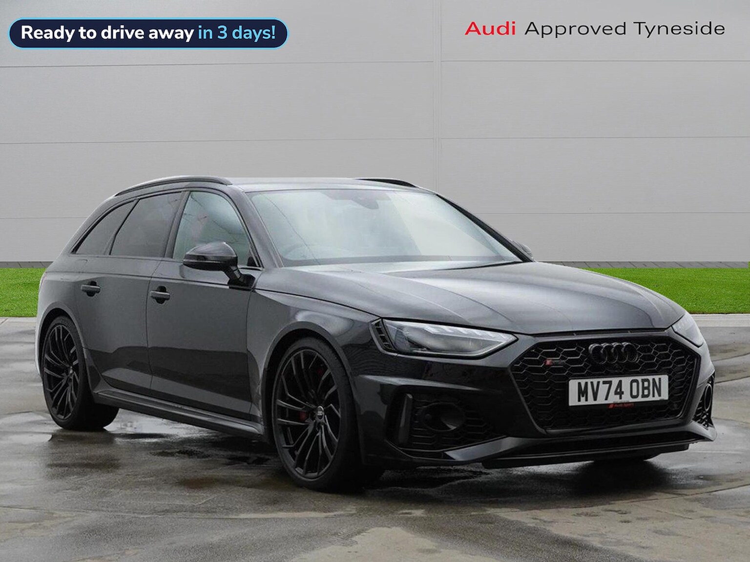 Main listing image - Audi RS4